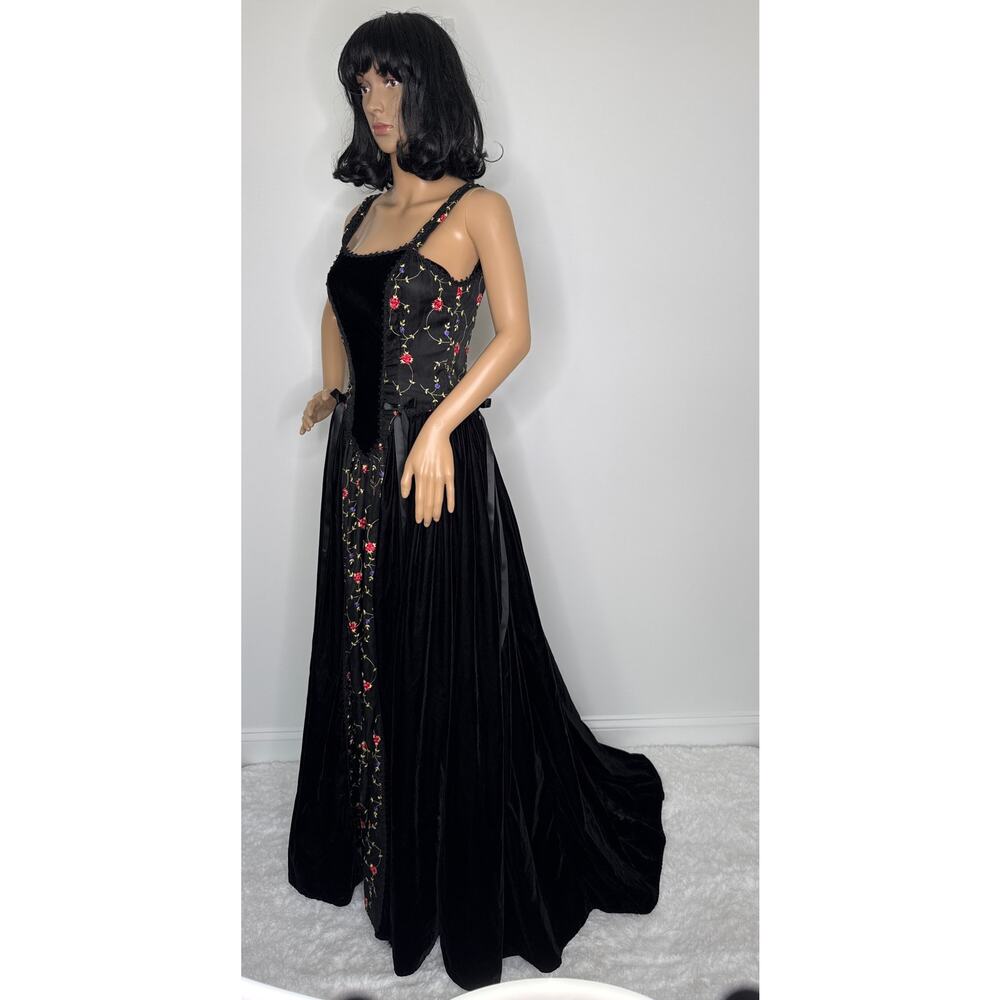 Late 80s Jeannie Nitro Gothic black velvet silk floral embroidered corset gown s - Picture 2 of 16